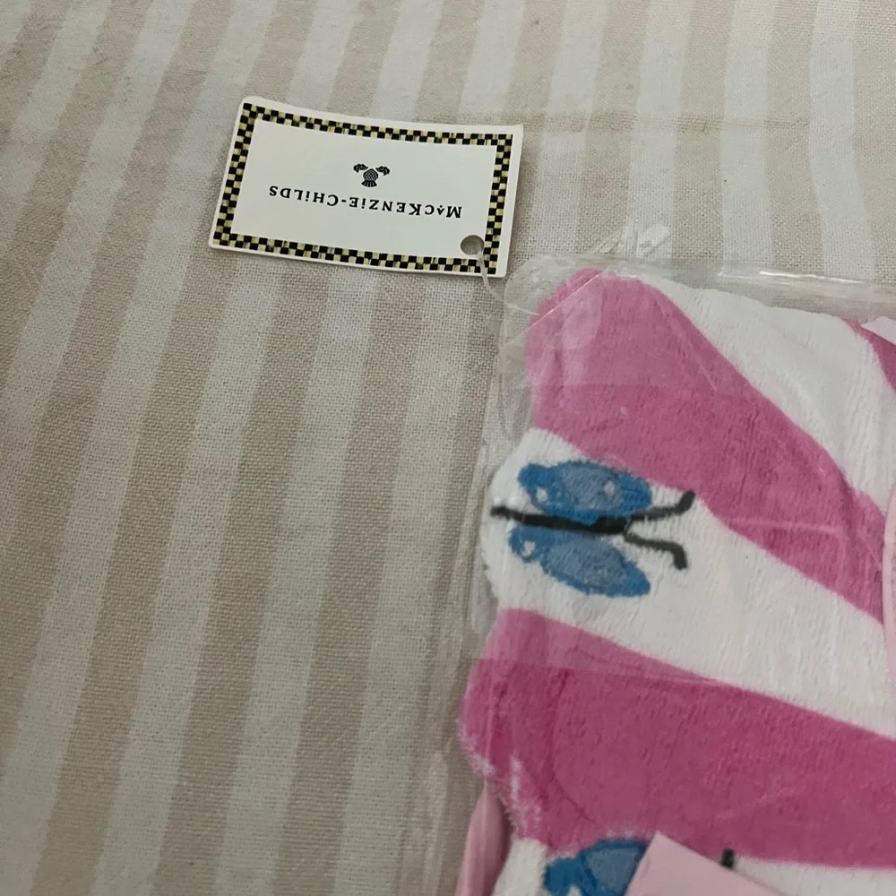 NWT Mackenzie Childs Toddler Bib Lamb